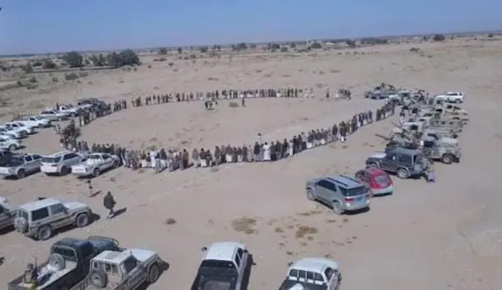 مقاتلون حوثيون ينتفضون ضد قيادة المليشيات في الجوف بسبب نهب المرتبات